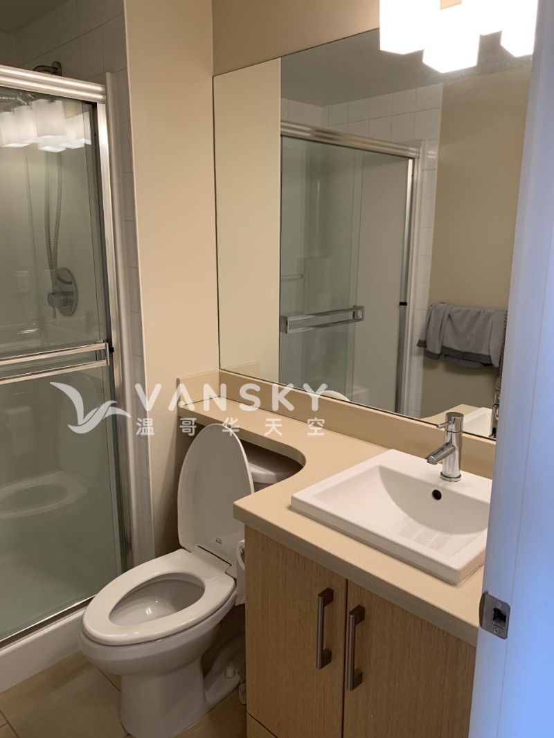 260520093020_10 Washroom-reg2.jpg